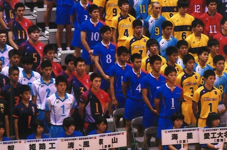 海星高校でキャプテンを務めた西田有志（両親提供）