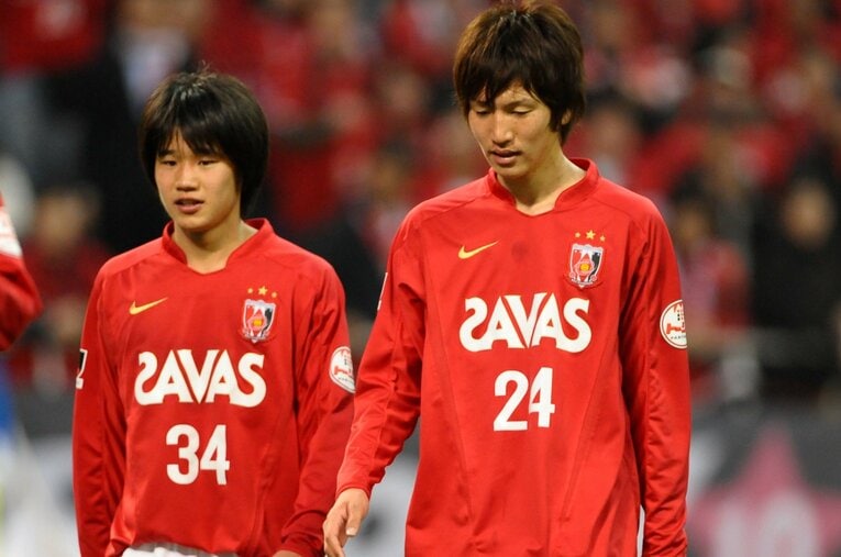 同じ浦和ユース出身の山田直輝と（2009年）　©︎Toshiya Kodo