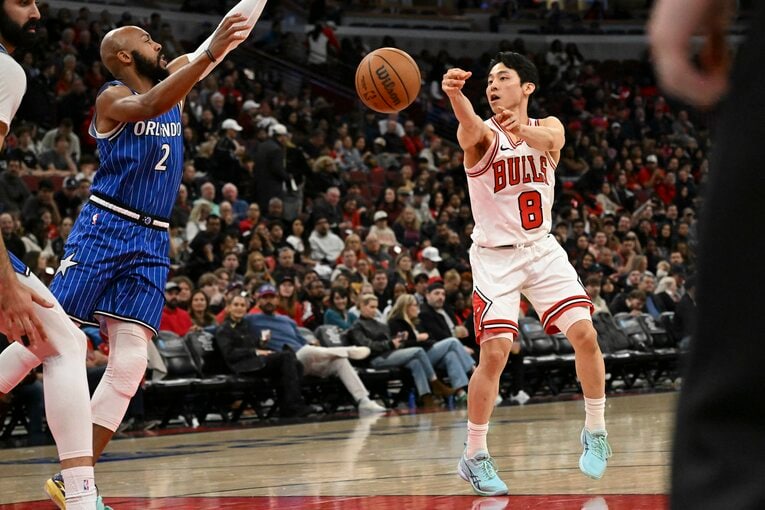 NBAのコートでもキラーパスが光った今シーズンの河村　©︎Imagn/Reuters/AFLO