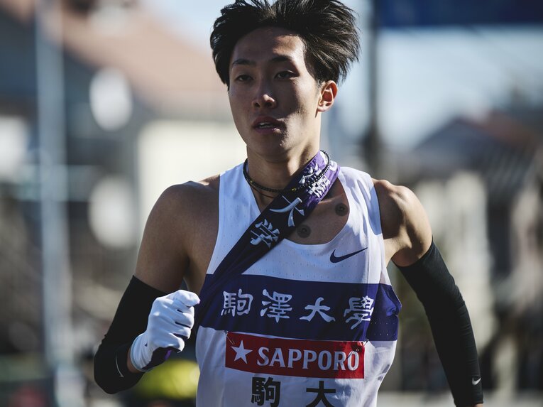 2022年の第98回箱根駅伝で4区を走った花尾恭輔　©Yuki Suenaga