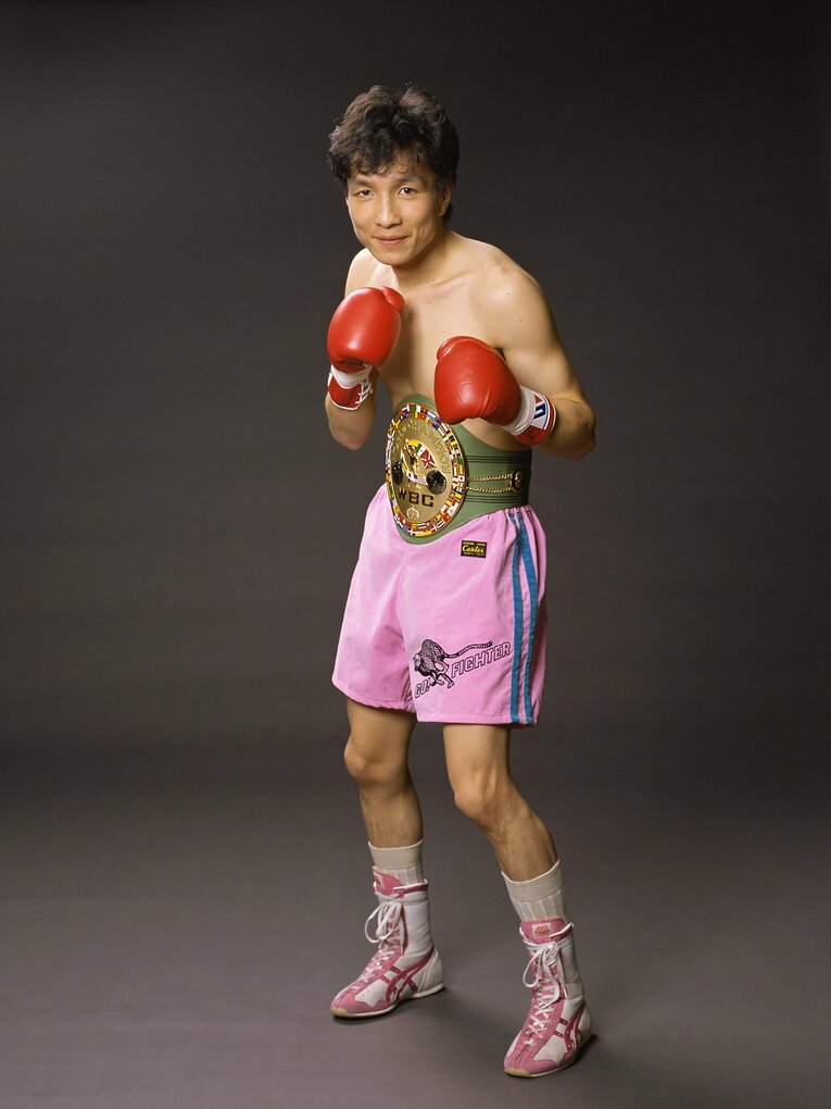 大きな上半身、猫背や細い手足といった体型が特徴的な現役時代の大橋秀行　©AFLO