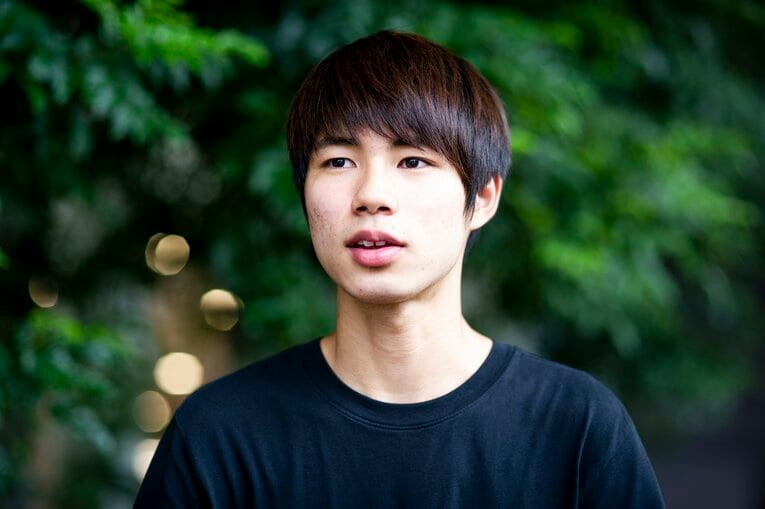 2019年インタビュー（当時20歳）©Yuki Suenaga