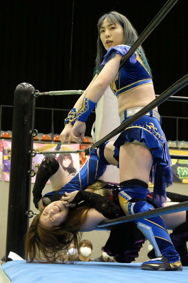 アジャコング「いいですかやっちゃって」 取締役レスラー・藤本つかさが“被災地”凱旋興行に涙しそうになった理由 (20)