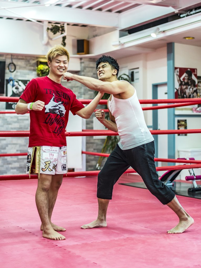 『Number DO』で対談した際の那須川天心と武井壮（2017年）　©Takuya Sugiyama