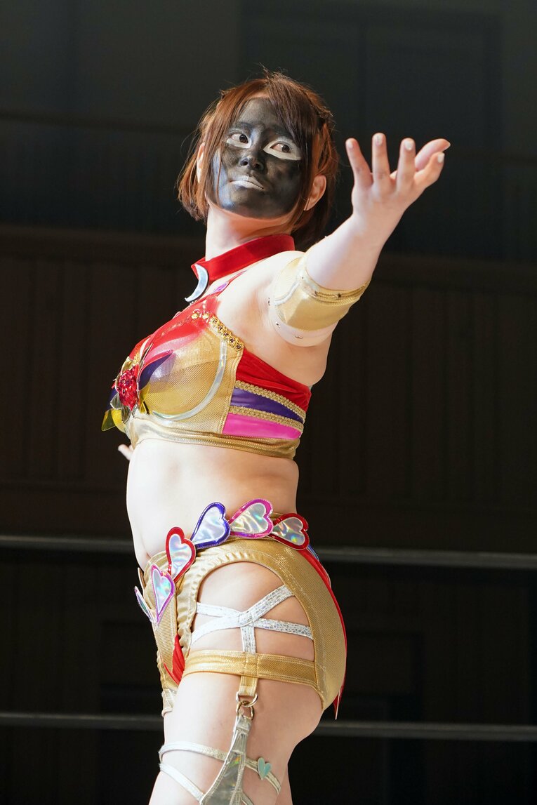 北大法学部卒→外資系企業から異例の転身…スターダムで奮闘する月山和香（30歳）はなぜプロレスラーになったのか？《特別グラビア》(34)