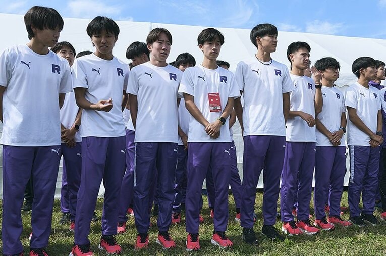 箱根駅伝予選会の直前に監督が電撃解任されるも予選通過した立教大。駅伝監督不在のまま、箱根に挑む選手たちを取材した ／ photograph by Yuki Suenaga