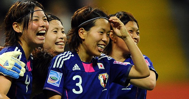 「お腹にだけはボールを当てないで！」妊娠発覚もサッカーを…なでしこW杯優勝メンバー岩清水梓はなぜ引退撤回したか「非難されても仕方がない」（2／3） -  なでしこジャパン - Number Web - ナンバー