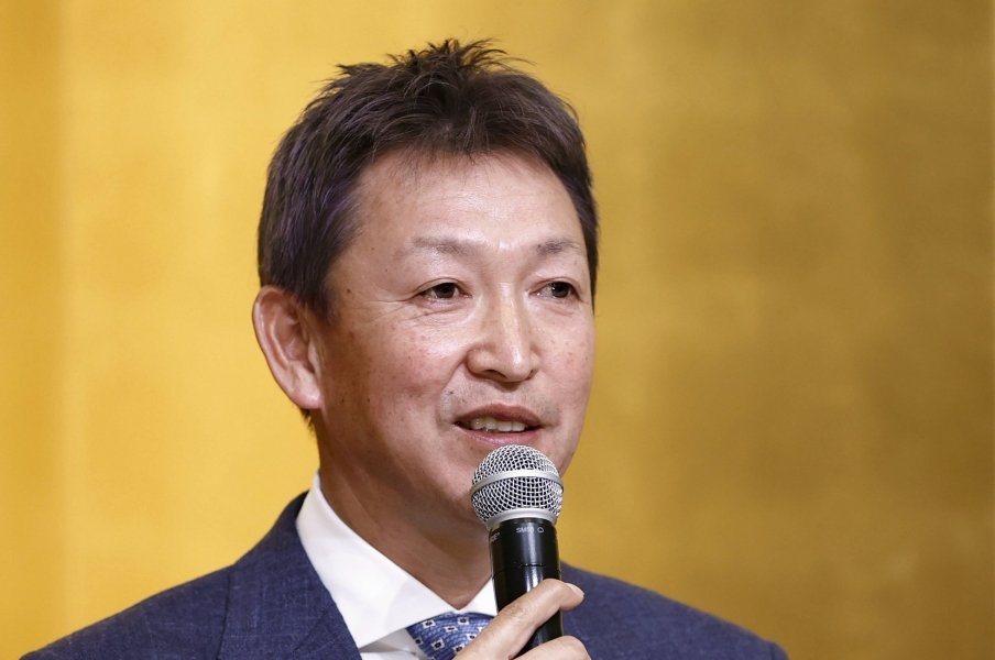 「立浪イズム」を考える――新監督の所信表明で思い出される星野仙一と“あの名将”〈20年前に中日で起きた“ベンツ論争”とは?〉<Number Web> photograph by KYODO