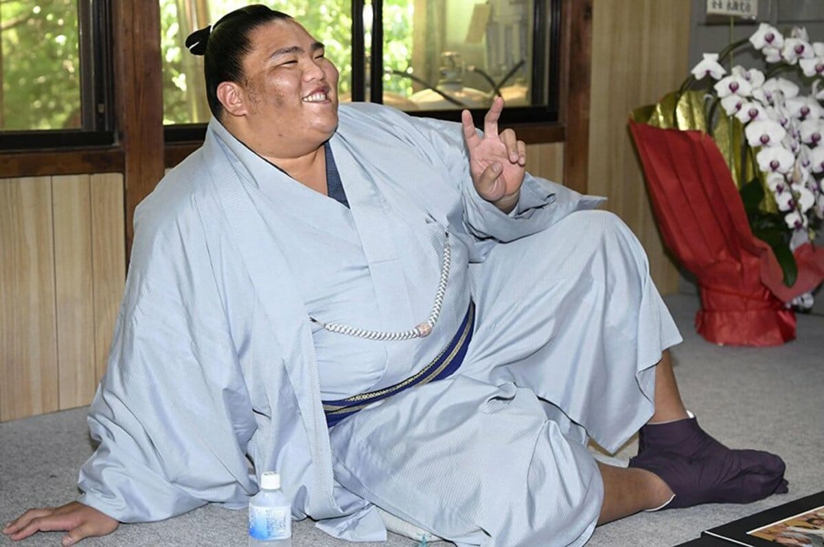 御嶽海の優勝、その本当の価値は？横綱大関が総崩れの「幸運と