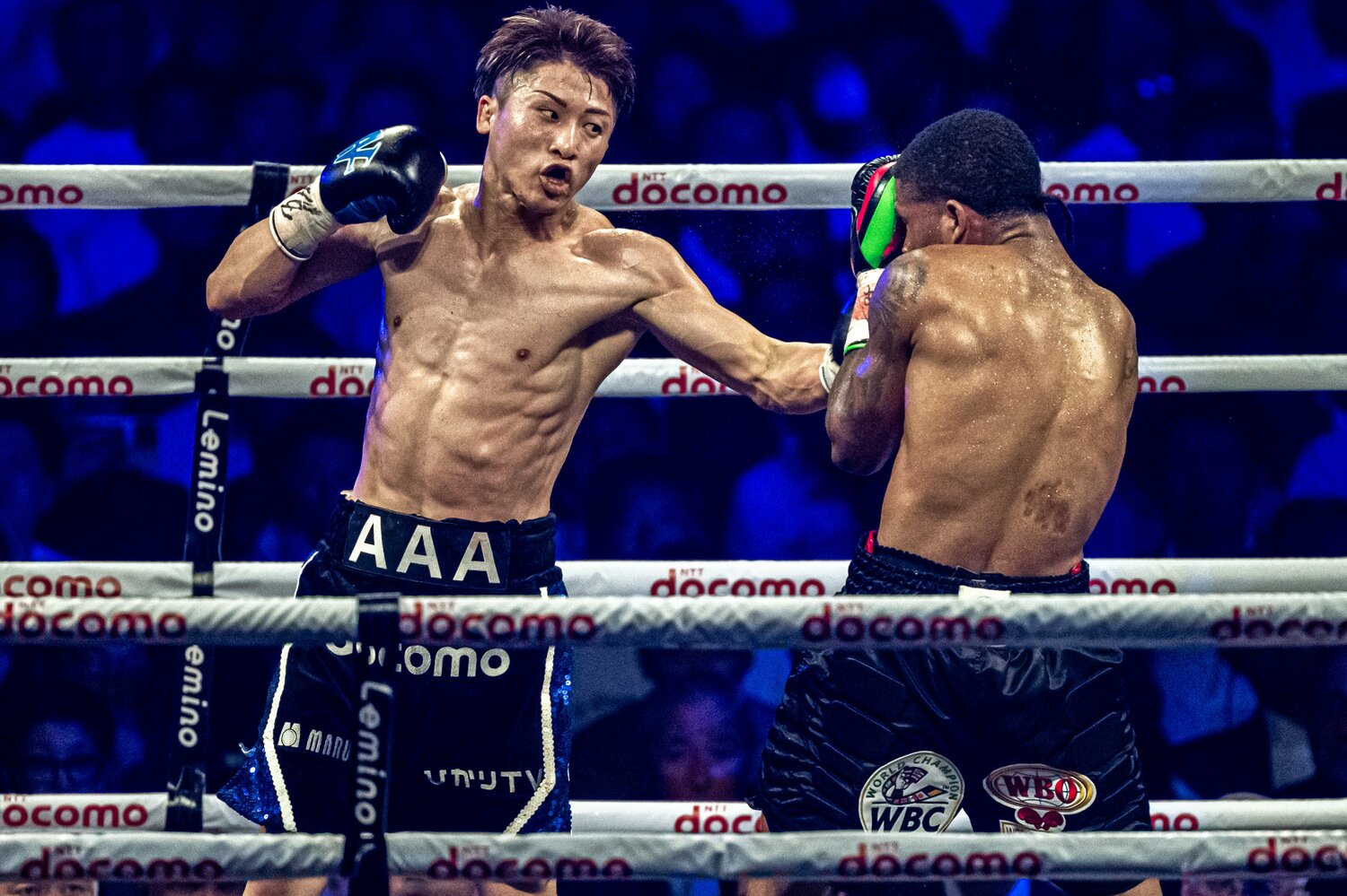 スーパーバンタム級初戦で2団体王者スティーブン・フルトンを圧倒する井上尚弥 ©Takuya Sugiyama