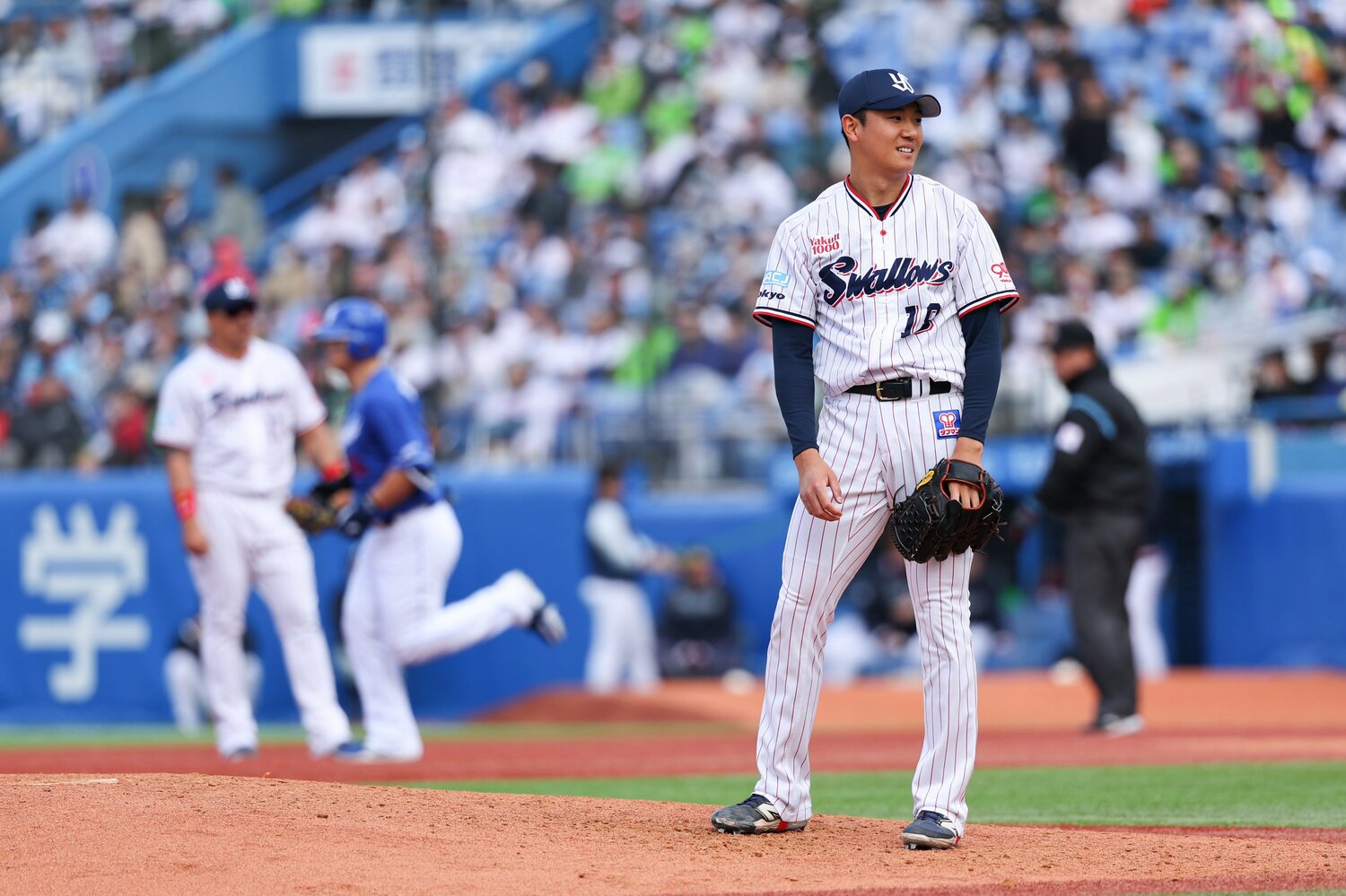 今季ここまで5試合に先発し、0勝3敗と苦しむヤクルト奥川恭伸（24歳）　©JIJI PRESS