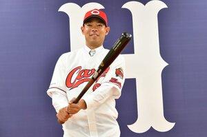 「広島にとって大きな財産となる」“育成”のカープが初めて獲得したFA選手・秋山翔吾に寄せる期待とは《3年総額5億円》