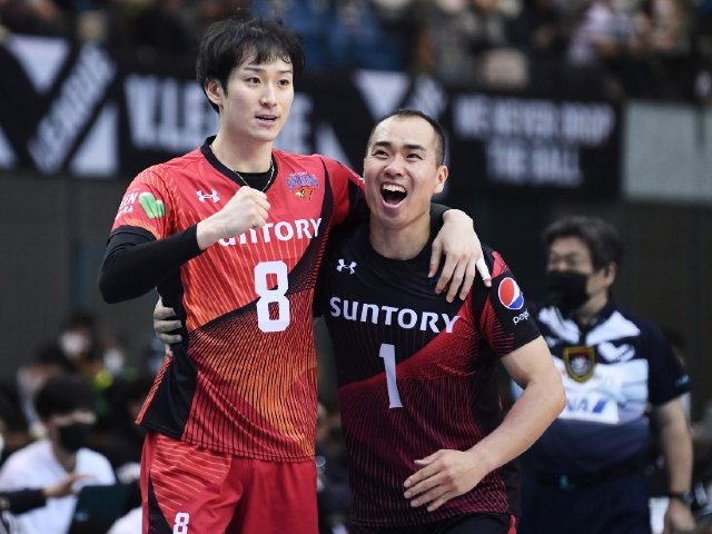 30歳Vリーガーが“離島の教師”に転身…エリート街道を歩んできた“守護神