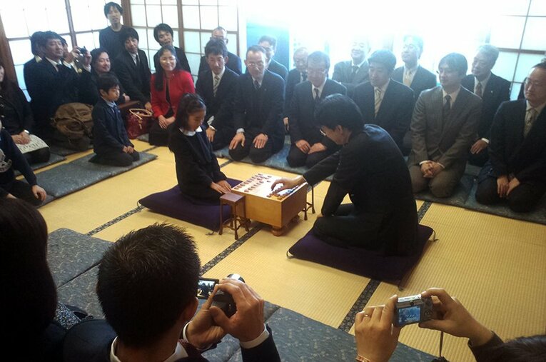 2016年の指し初め式　©Noboru Tamaru