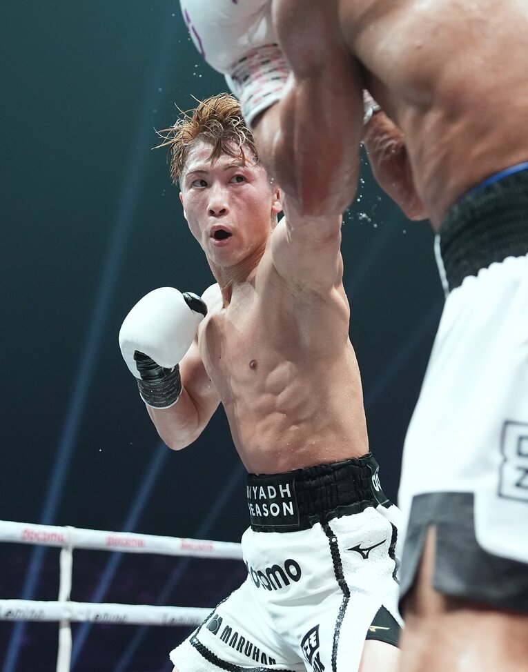出入りの速さとジャブで終始、井上尚弥が主導権を握った　©Naoki Fukuda