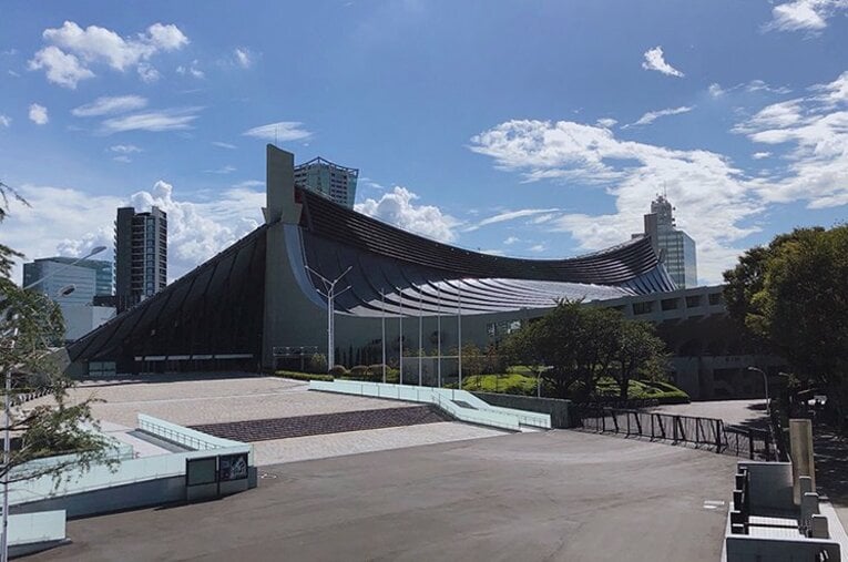 ついに取り壊し、原宿駅の木造駅舎はどうなるのか？ オリンピックに翻弄された若者の聖地の過去と今(7)