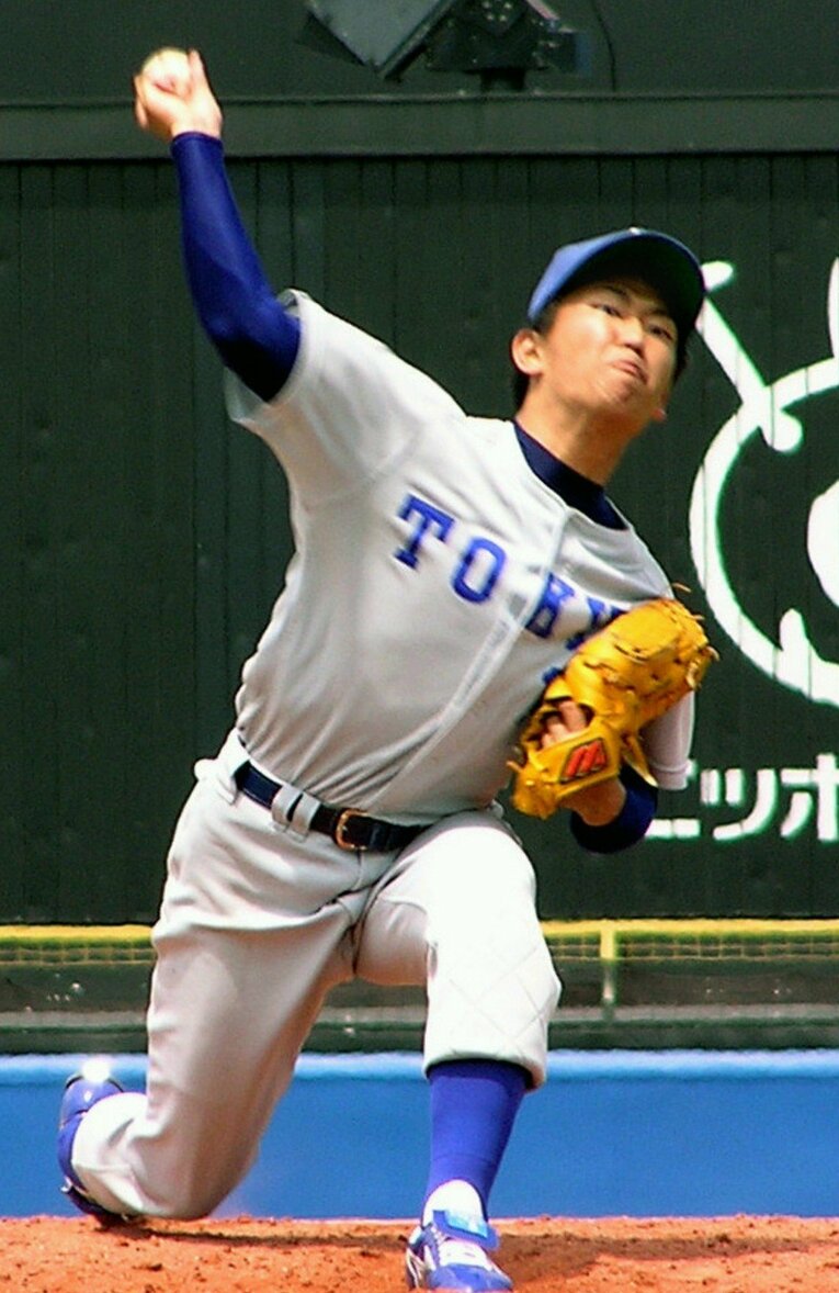 写真は1年生の春の新人戦で神宮デビューした楠井　©KYODO