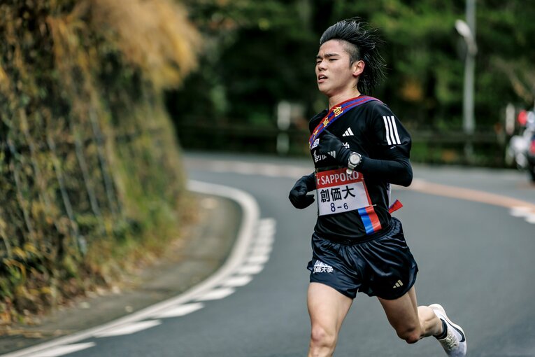 100回、101回大会で6区を駆け下りた創価大・川上だが、今季は本来の状態が戻らなかった　©Kiichi Matsumoto