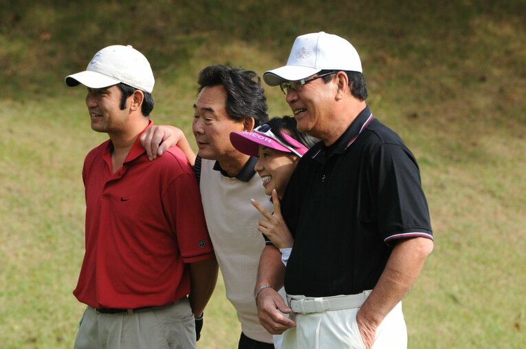 山本浩二と東尾親子　©Shigeru Tanaka