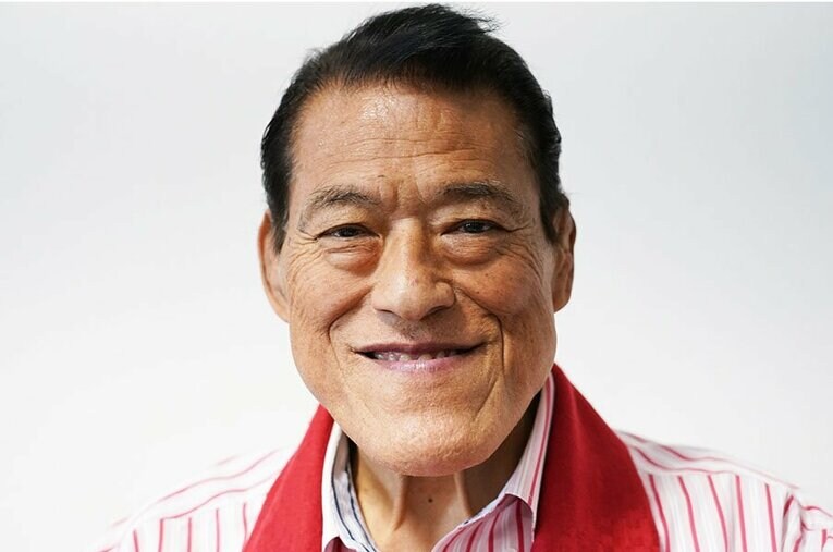 公開されたアントニオ猪木の動画はショッキングなものだったが、新たな夢を叶えるべく復活への道を歩んでいる ／ photograph by Essei Hara