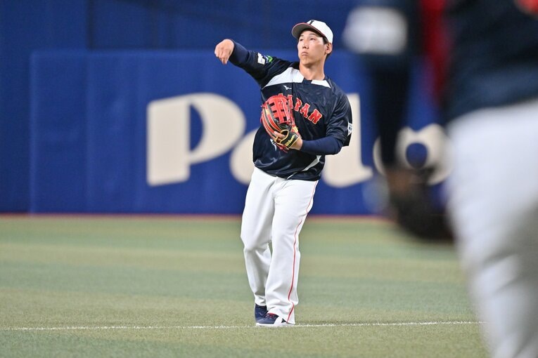 侍ジャパン合流後も軽快に守備練習する吉田正尚　©︎Hideki Sugiyama