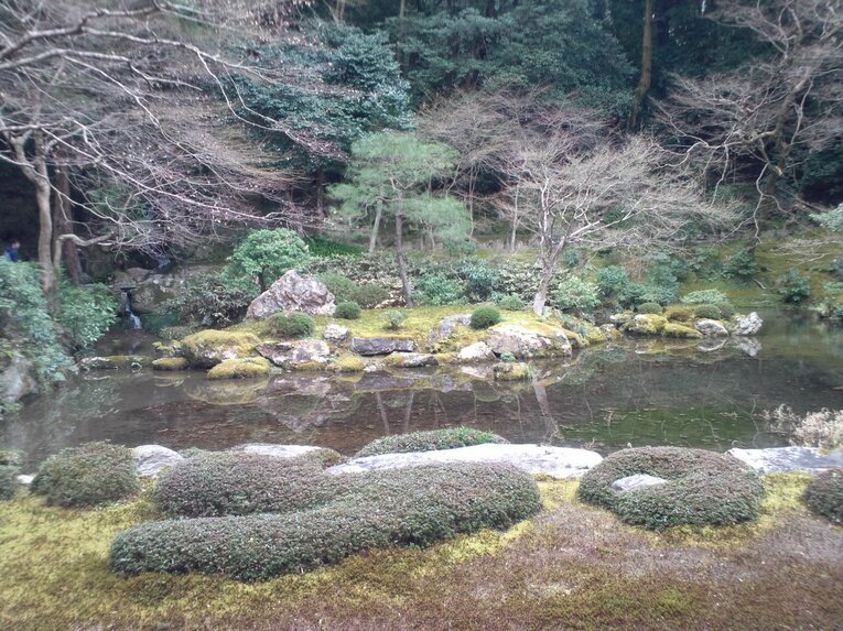 鎌倉時代に亀山法皇が作ったとされる南禅院の庭園　©Noboru Tamaru