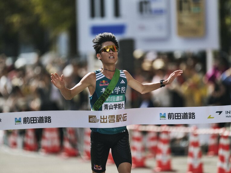 関東勢で最下位となる11位に沈んだ青学大　©Yuki Suenaga