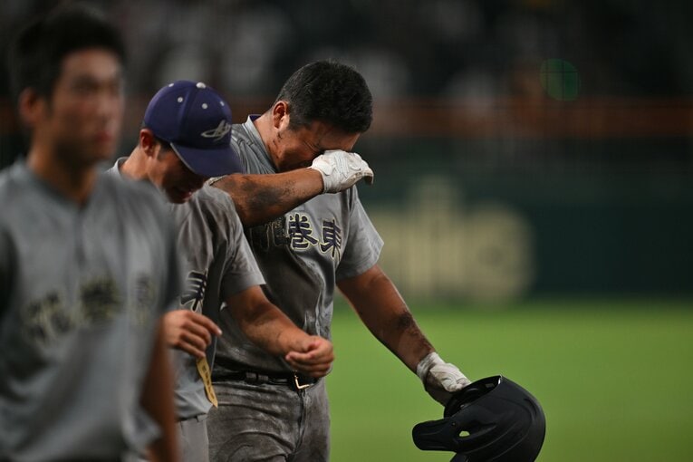 選手も、監督も、そして観客も泣いた…花巻東の最終回「伝説の反撃」　©Hideki Sugiyama