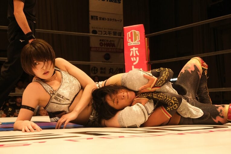 「見栄えなんて関係ない」人気女子レスラー・安納サオリが見せた“底知れないタフさ”…岩田美香戦前、母親に告げられた「勝つまで帰ってくるな」(23)