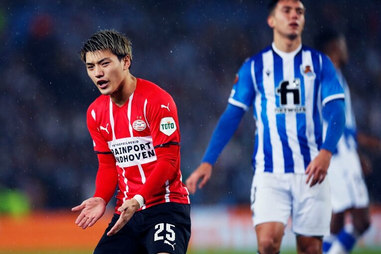 堂安律がPSVで得つつある信頼… 懐かしの“香川真司の元相棒”ゲッツェ、“89億円の価値”スペイン代表MFを撮って気づいたこと(28)