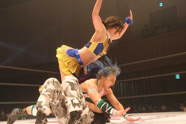 天咲光由19歳が観客のハート撃ち抜く“破格”デビュー！ 靭帯断裂から復帰の飯田沙耶は「自分は泥団子」 スターダム“生え抜き”たちの未来(85)