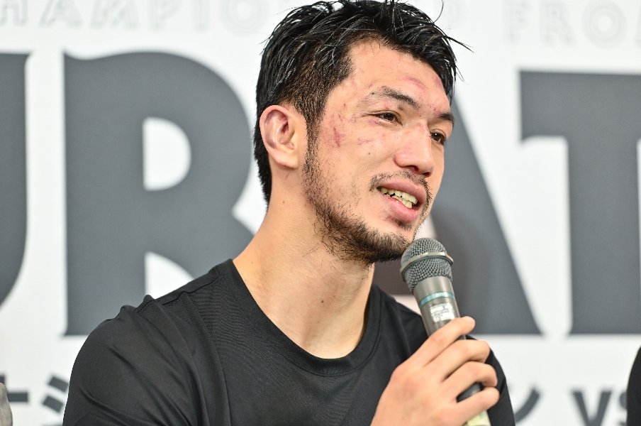 ゴロフキンに勝つかもしれない 村田諒太の激闘に さいたまの夜の夢 を見た 壮絶tko負けも 最後まで口にしなかった言葉 とは ボクシング Number Web ナンバー