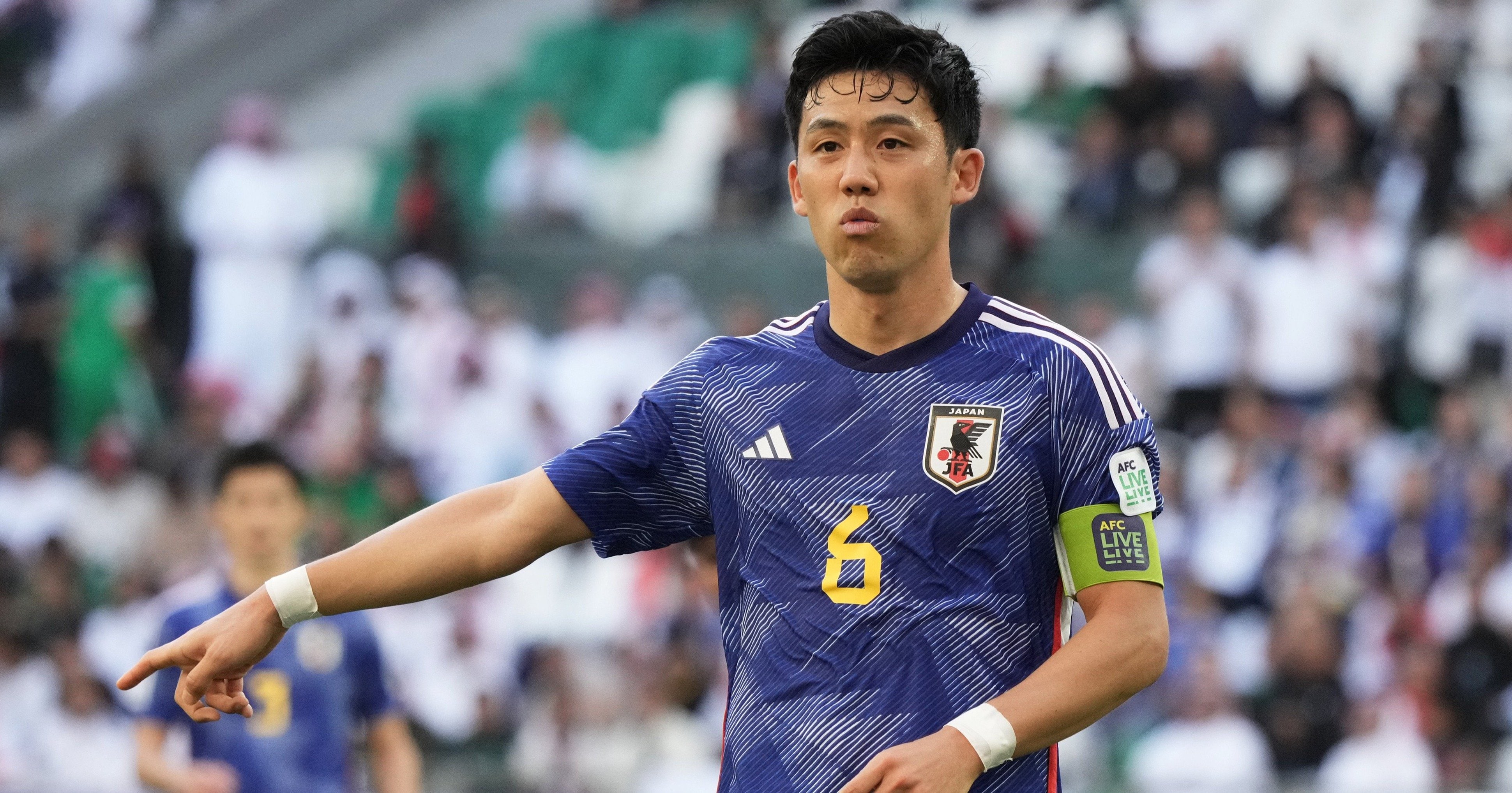 【正規品】リバプール 23 /24 遠藤航 NIKE ユニフォーム 正規品】リバプール 23 /24 遠藤航 NIKE ユニフォーム 現地購入