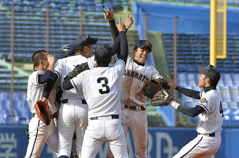 '16年のセンバツ注目校総ざらい!ポイントは“左腕の好投手”。<Number Web> photograph by Kyodo News