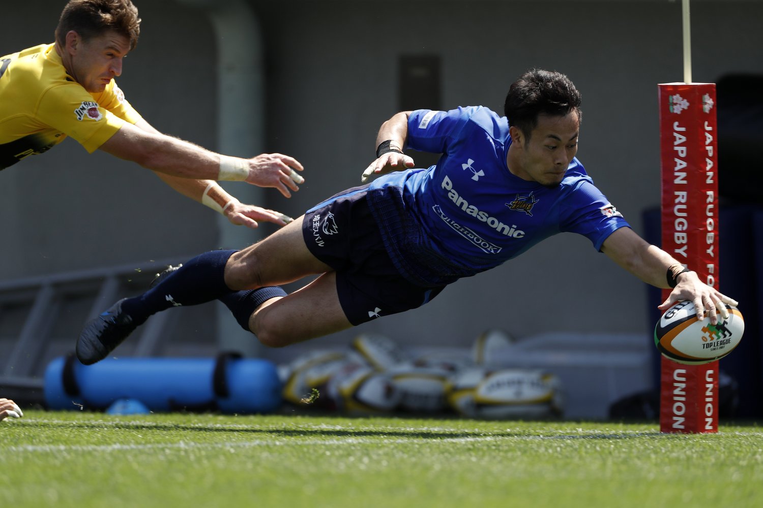 ボーデン・バレットをかわして奪った現役最後のトライ　©︎Takao Fujita