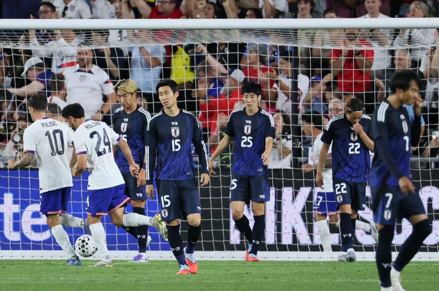 米国に完敗で「現実を突きつけられた」日本代表“2チーム目”と主力の差が浮き彫りに…貴重な2試合でメンバー完全入れ替えを試す必要はあったのか？＜Number Web＞ photograph by JIJI PRESS