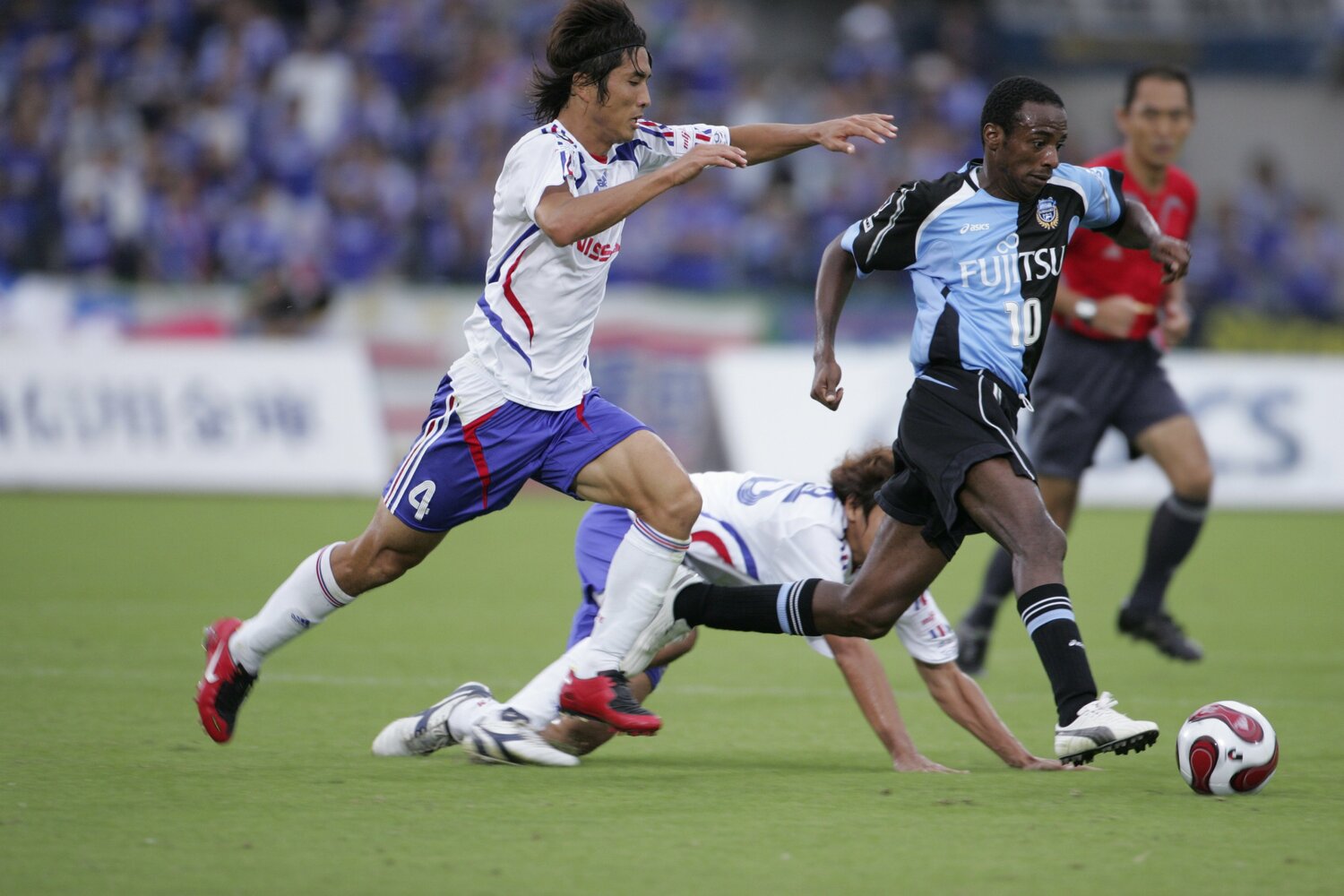 川崎フロンターレでプレーするジュニーニョ（2007年）©Tomoki Momozono