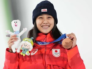 「大学は“39年ぶり”の女子部員」「亡き母との約束とは？」《ミラノ五輪メダル第1号》スキージャンプで銅メダル…27歳新ヒロイン・丸山希の「異色の履歴書」