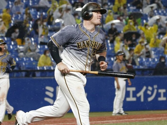 阪神の好調支える4番大山とボーア。期待が持てる藤浪晋太郎の球威。＜Number Web＞ photograph by Kyodo News