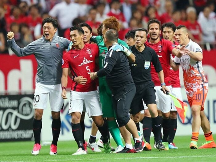 ACLベスト8は浦和の“宿題”だった。延長の戦い方と、引きすぎない勇気。＜Number Web＞ photograph by AFLO