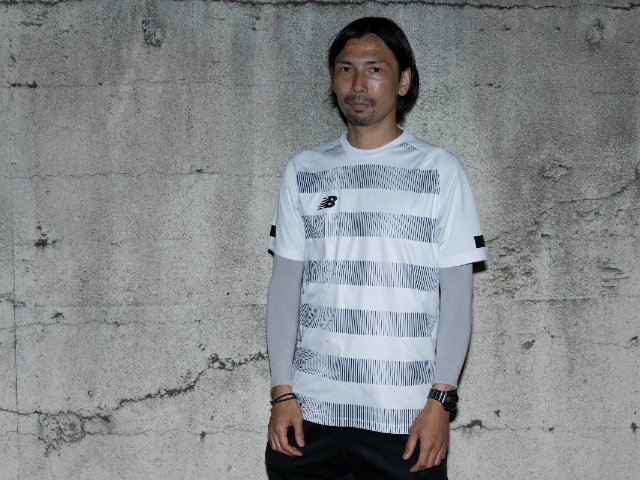 鈴木隆行　選手支給　サイン入練習着　2002年 鈴木隆行 選手支給 サイン入練習着 2002年 - メルカリ