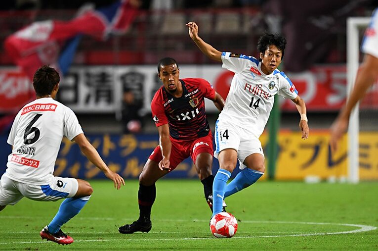 鮮やかにも、したたかにも勝ちきれる。J1連覇を果たしたことで強さを増したフロンターレ、ルヴァン初制覇まであと1勝だ。 ／ photograph by Getty Images