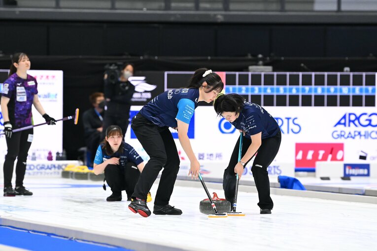 軽井沢SCと北海道銀行の激闘フォト（写真は右に続きます）　©JCA
