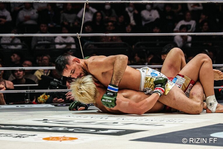 鈴木千裕vs.クレベル・コイケ　©RIZIN FF