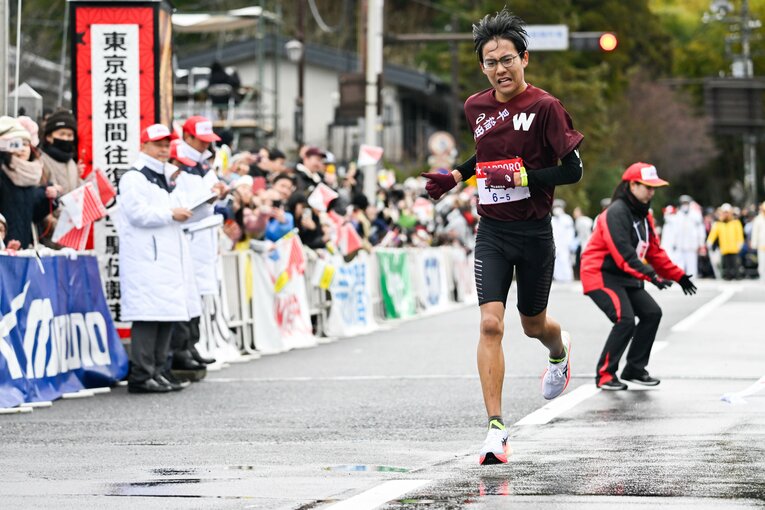 【昨年の名探偵】自身初となる箱根路で5区6位と上りへの適性を見せた工藤　©Yuki Suenaga