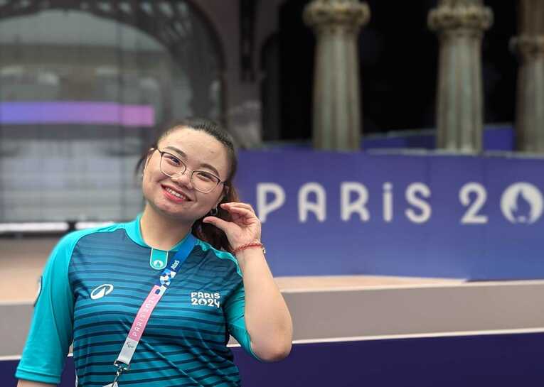 取材を取り仕切るボランティアスタッフの湯天星さん　©Yu Saito