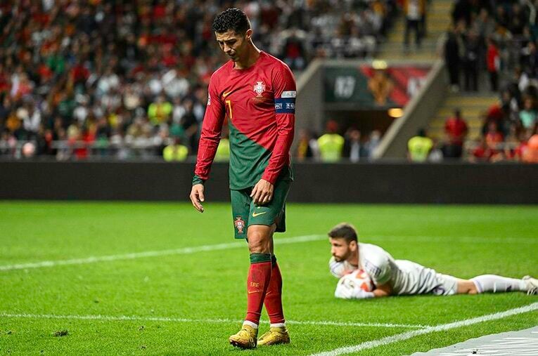 「国民的なアイドル」C・ロナウド37歳は母国で今、どう見られている？「彼より良いストライカーがいない」「代表で先発すべきではない」(1) ／ photograph by Getty Images