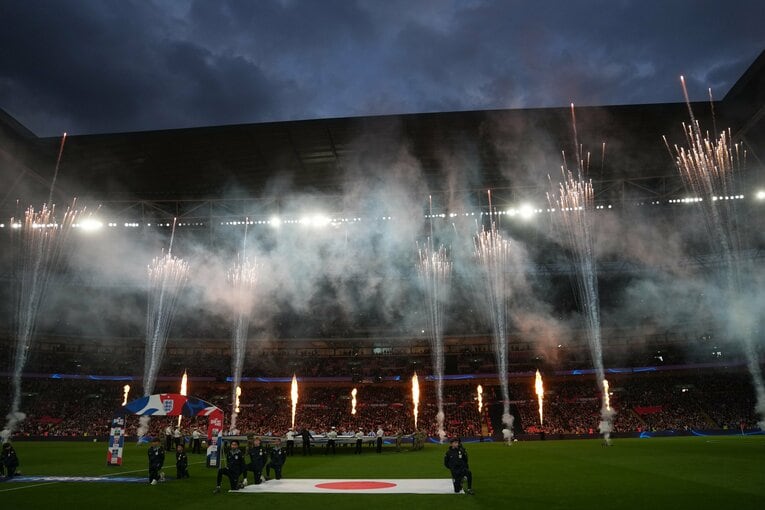 試合開始前のセレモニー　©Masashi Hara