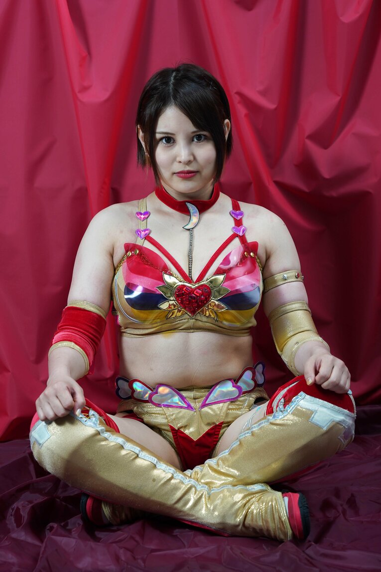 北大法学部卒→外資系企業から異例の転身…スターダムで奮闘する月山和香（30歳）はなぜプロレスラーになったのか？《特別グラビア》(28)