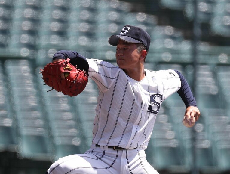 昨年、交流試合で甲子園のマウンドを経験した広島新庄・秋山恭平投手　©︎Sankei Shimbun